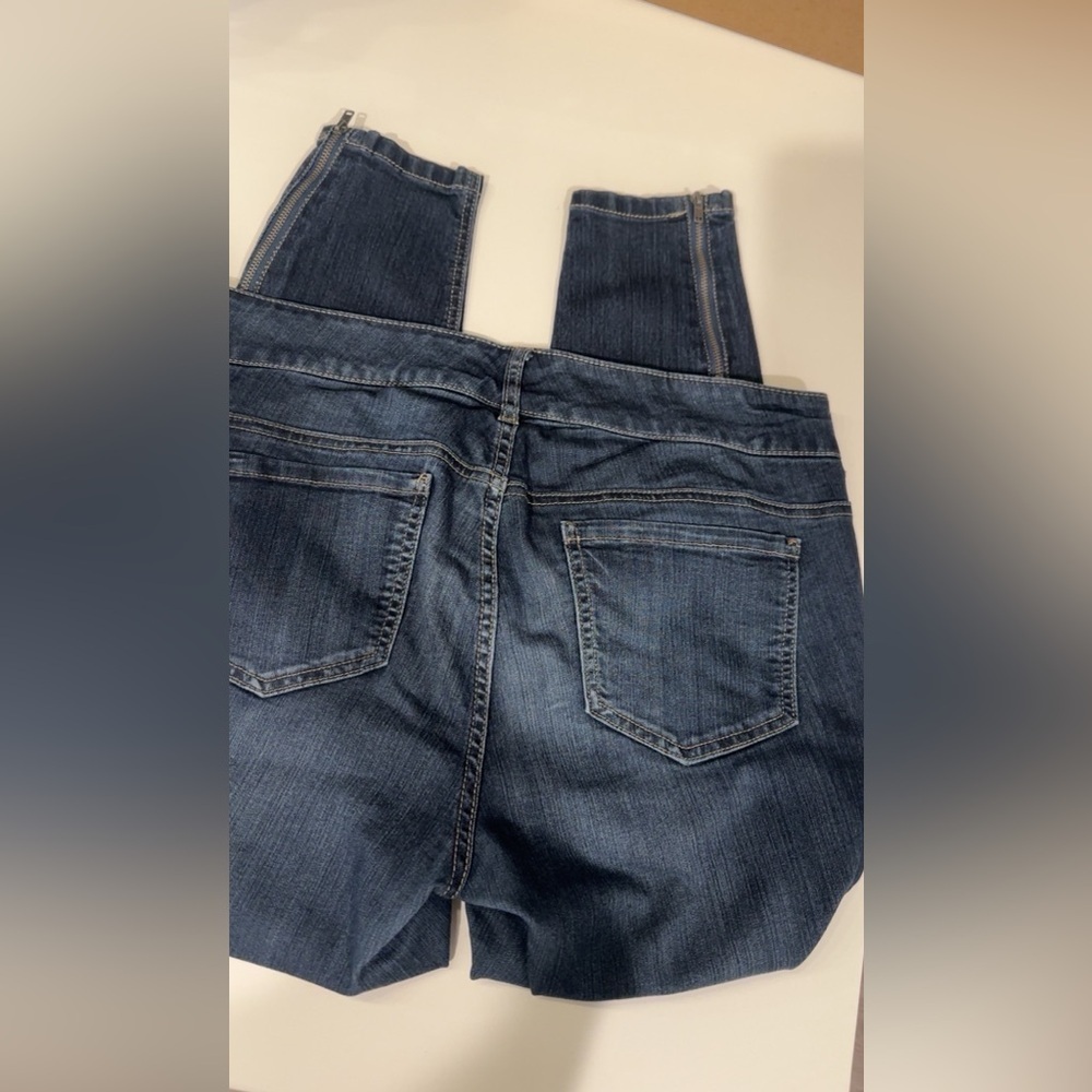 NWOT Torrid Dark Blue Women's Jeans - Picture 4 of 5